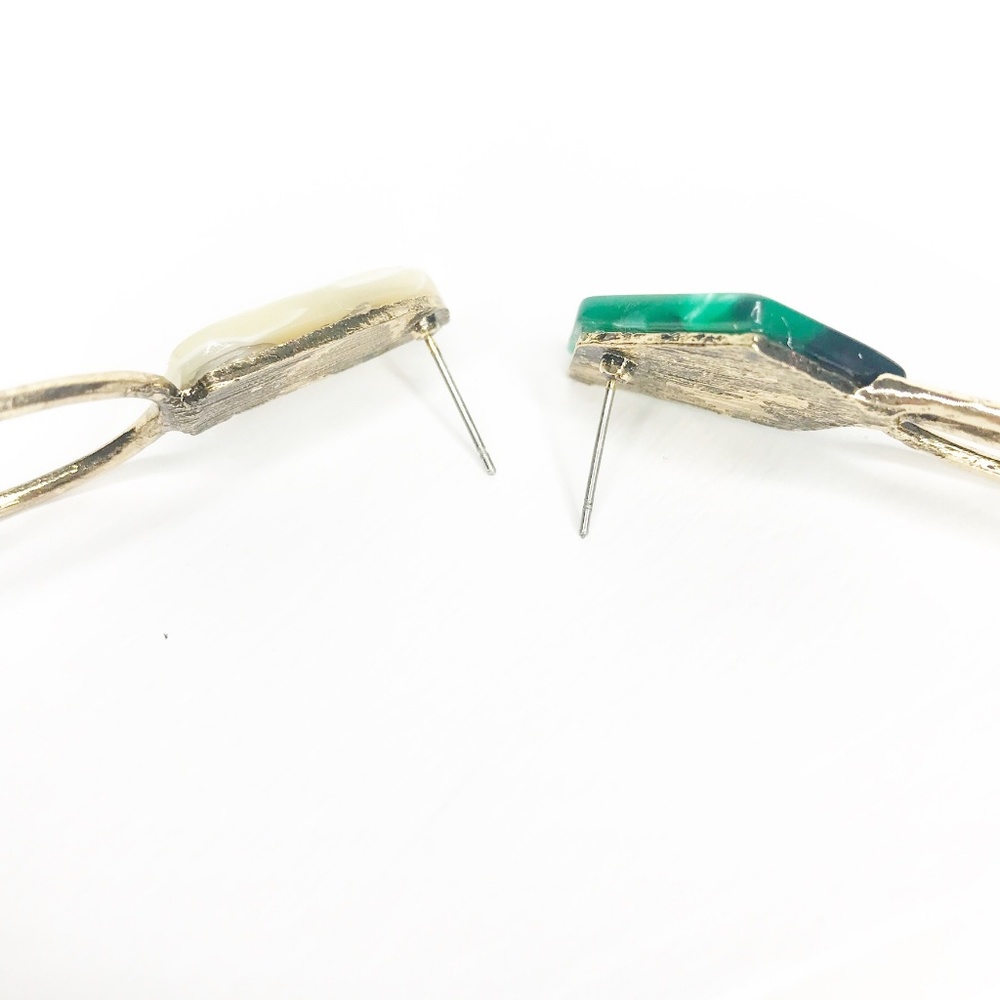 Metal Twist Asymmetrical Earrings - Picture 7 of 7